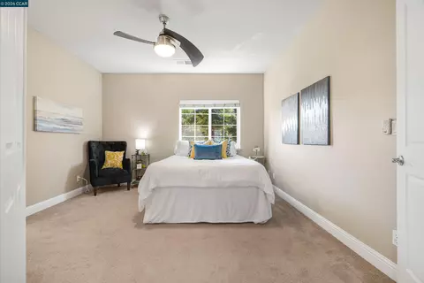 Bedroom - 1121 Haven St, Martinez, CA 94553 photo 2 of 3