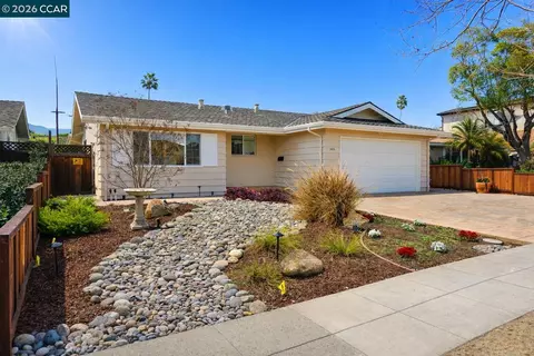 3474 Woodside Ln, San Jose, CA 95121