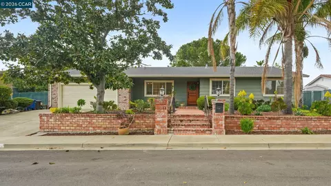 1833 Helena Dr, Concord, CA 94521 photo 1