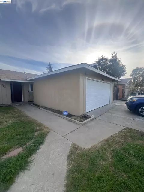 4820 Mcnary Ct, Modesto, CA 95357