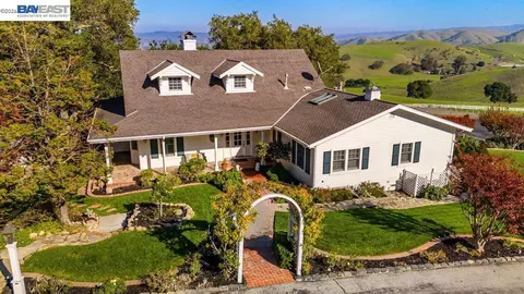 Exterior - 5280 Sheridan Rd, Sunol, CA 94586 photo 1 of 11