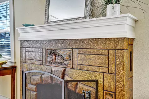 Entry Way - 445 W Lowell Ave, Tracy, CA 95376 photo 1 of 5