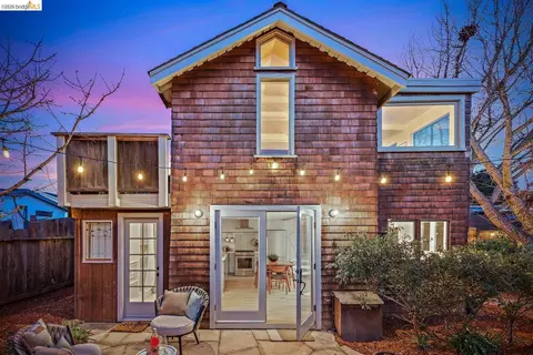 1447 Kains Ave, Berkeley, CA 94702 photo 1