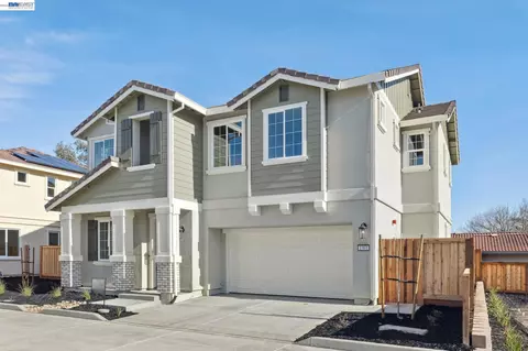 1301 Sunningdale Ln, Fairfield, CA 94533