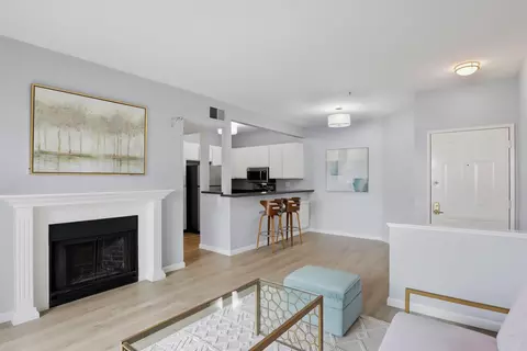 1280 Stanhope Ln #246, Hayward, CA 94545