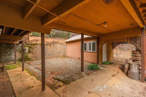 Exterior - 410 Lake Forest Dr, Trinity Center, CA 96091 photo 9 of 13