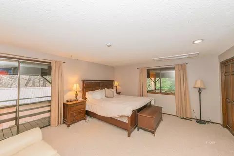 Bedroom - 410 Lake Forest Dr, Trinity Center, CA 96091 photo 1 of 6
