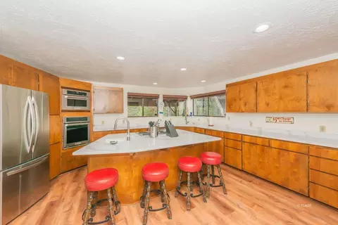 Kitchen - 410 Lake Forest Dr, Trinity Center, CA 96091 photo 1 of 7