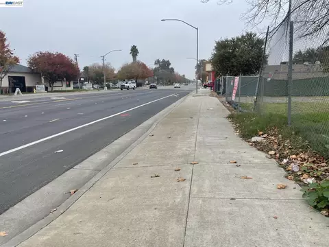 522 W Grant Line Rd, Tracy, CA 95376 photo 1