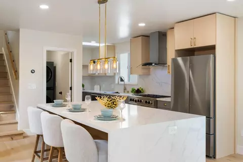 Kitchen - 483 Boynton Ave, Berkeley, CA 94707 photo 2 of 7