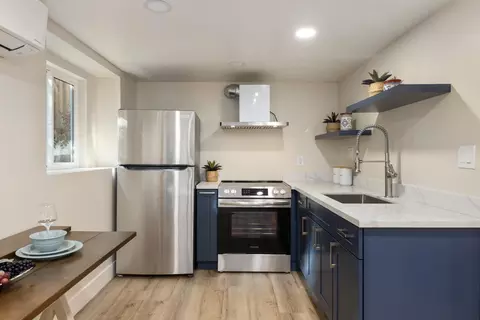 Kitchen - 483 Boynton Ave, Berkeley, CA 94707 photo 6 of 7