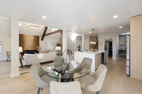 Dining - 483 Boynton Ave, Berkeley, CA 94707 photo 1 of 2