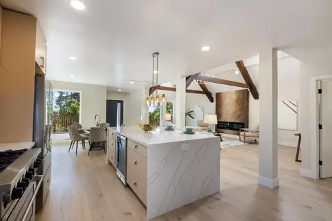 Kitchen - 483 Boynton Ave, Berkeley, CA 94707 photo 5 of 7
