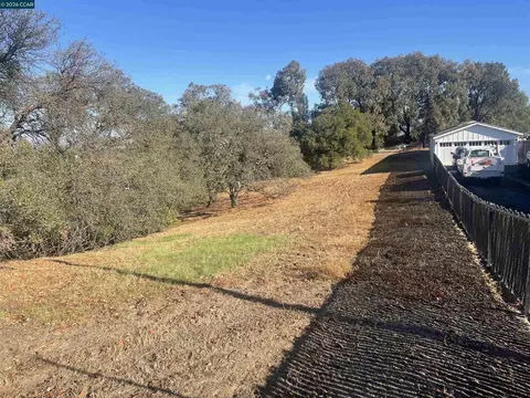 35 Hilltop Rd, Martinez, CA 94553 photo 6