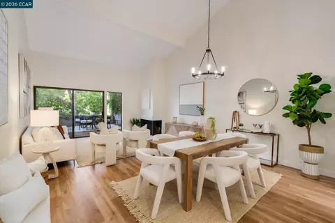 1942 Rancho Verde Cir E, Danville, CA 94526