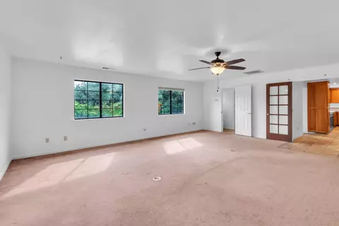 Living - 3665 Illinois Ave, Corning, CA 96021 photo 9 of 10