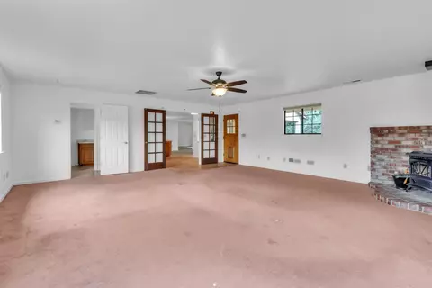 Living - 3665 Illinois Ave, Corning, CA 96021 photo 8 of 10
