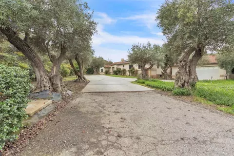 Exterior - 3665 Illinois Ave, Corning, CA 96021 photo 2 of 15