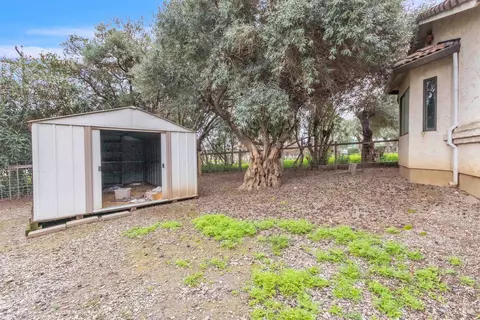 Exterior - 3665 Illinois Ave, Corning, CA 96021 photo 12 of 15