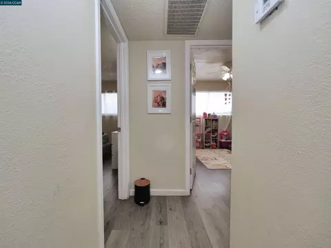 Entry Way - 2500 Haddon Ave, Modesto, CA 95354 photo 1 of 1