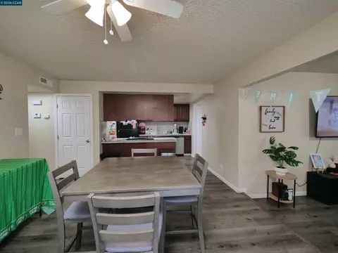 Dining - 2500 Haddon Ave, Modesto, CA 95354 photo 4 of 5