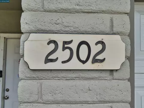 Exterior - 2500 Haddon Ave, Modesto, CA 95354 photo 10 of 12