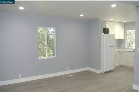 Living - 2220 S Crest Ave, Martinez, CA 94553 photo 2 of 3