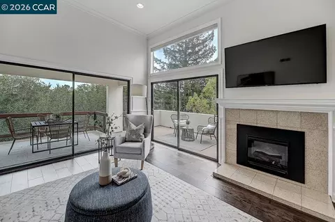 3852 Terra Granada Dr #2B, Walnut Creek, CA 94595