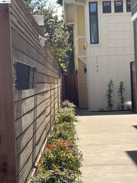 1142 Dwight Way, Berkeley, CA 94702 photo 1