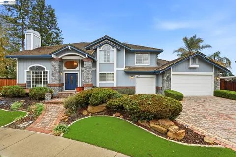 1414 Columbine Way, Livermore, CA 94551