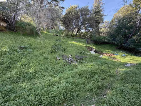 59 60 Clayton St, San Rafael, CA 94901