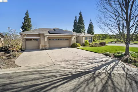 Exterior - 8 Rock Ridge Ct, Copperopolis, CA 95228 photo 3 of 10