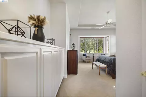 Entry Way - 8 Rock Ridge Ct, Copperopolis, CA 95228 photo 4 of 7