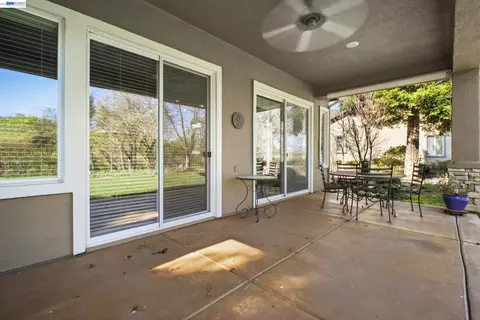 Exterior - 8 Rock Ridge Ct, Copperopolis, CA 95228 photo 6 of 10