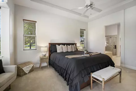 Bedroom - 8 Rock Ridge Ct, Copperopolis, CA 95228 photo 3 of 7