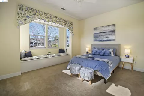 Bedroom - 8 Rock Ridge Ct, Copperopolis, CA 95228 photo 5 of 7