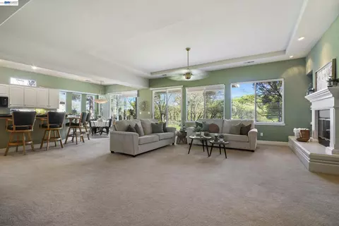 Living - 8 Rock Ridge Ct, Copperopolis, CA 95228 photo 1 of 3