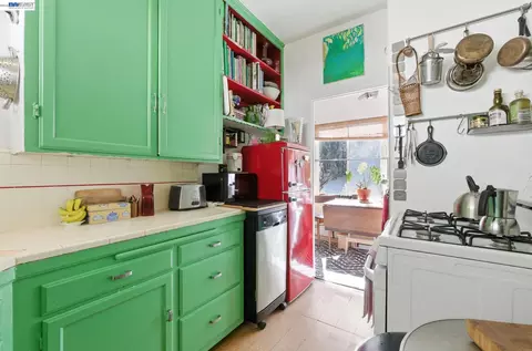 Kitchen - 1682 Oxford St, Berkeley, CA 94709 photo 2 of 4