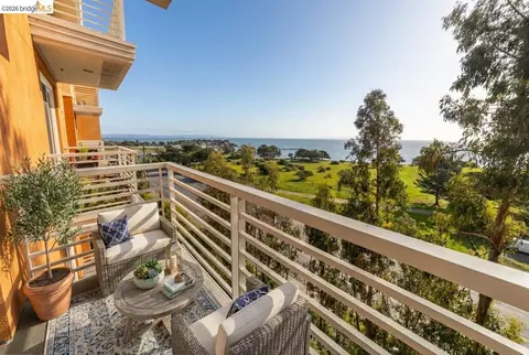 301 Crescent Ct #3307, San Francisco, CA 94134