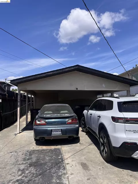 6230 Hayes St, Oakland, CA 94621
