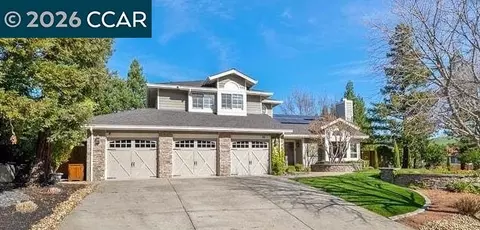 10 Crown Valley Ct, Danville, CA 94506