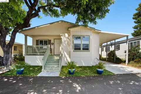 156 Tiki Ln, Pittsburg, CA 94565