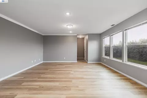 Living - 1255 Day Light Dr, Merced, CA 95348 photo 3 of 3