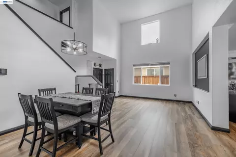 Dining - 2541 Rowe Dr, Fairfield, CA 94533 photo 1 of 1