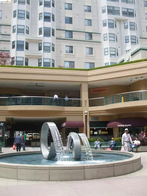 989 Webster St #450, Oakland, CA 94607