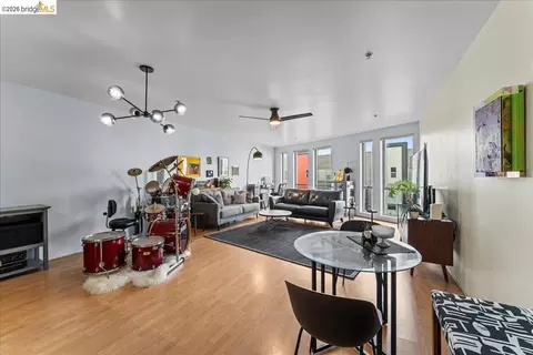 Living - 1201 Pine St #354, Oakland, CA 94607 photo 3 of 5