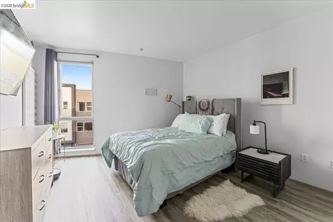Bedroom - 1201 Pine St #354, Oakland, CA 94607 photo 1 of 3