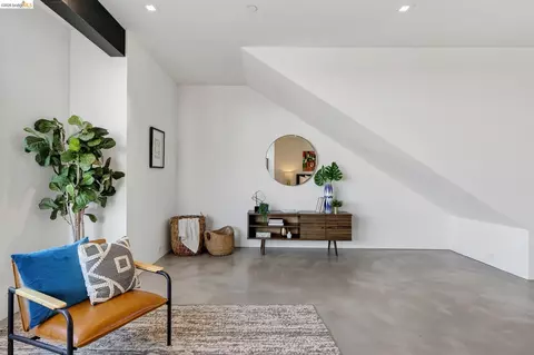 Other - 811 Folger Ave, Berkeley, CA 94710 photo 3 of 9