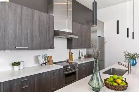 Kitchen - 811 Folger Ave, Berkeley, CA 94710 photo 1 of 2