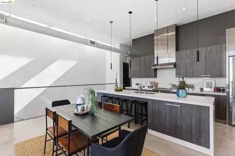 Kitchen - 811 Folger Ave, Berkeley, CA 94710 photo 2 of 2